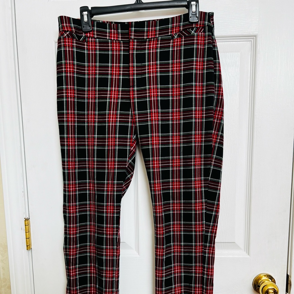 Christopher & Banks women’s dress pants size 4, red and black plaid, like new